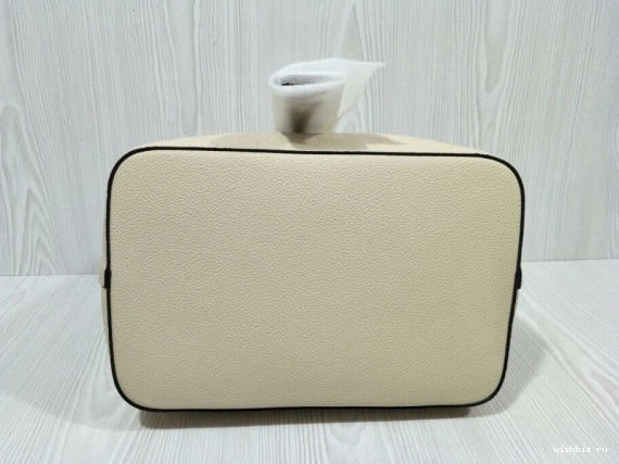 WIS VUITTON LOUIS NEONOE MM 1116